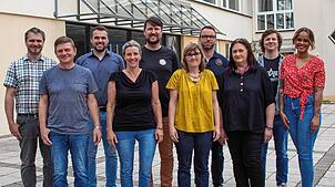 Das Bild zeigt (von links): Daniel Hagg, Bruno Pozzi, Alexander Mors, Cornelia Aemilius, Alexander Letsch, Birgit Wittner, Julian ...