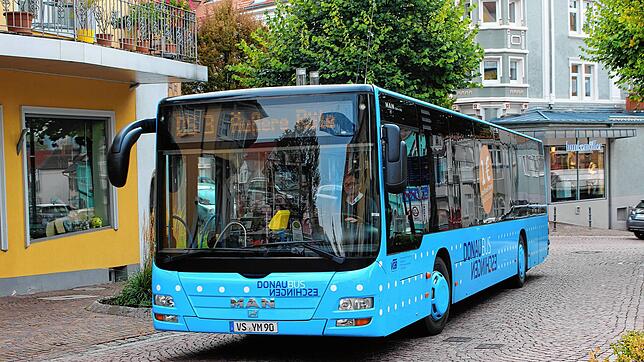 Unser Archivbild zeigt einen Donaubus in der Innenstadt. Kostenlose Fahrten an Samstagen sind in Donaueschingen und den Ortsteilen nicht ...