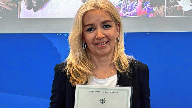 Ein halbes jahrhundert lebt sie bereits in Deutschland, jetzt darf sie auch wählen: Nathalie Rivera Ruiz freut sich über das neue ...