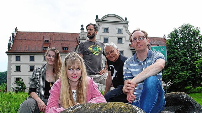 Auch sie ist dabei: Die Band Five Senses um die Markdorferin Paula Stützenberger (vorn) spielt bei der Veranstaltung „Musik im ...