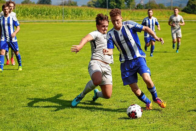 Bild 13: FV Degerfelden spielt 3:3 gegen den SV Schopfheim &ndash; und wir haben Bilder