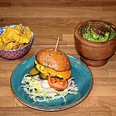 Tortilla Chips, Guacamole und ein Burger – das geht immer im Ko‘Ono.