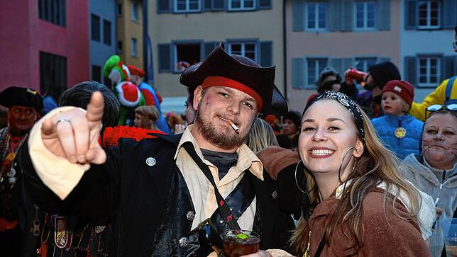 Bild 22: Schmotziger Dunschtig: Die große Fasnachtssause ist noch nicht vorbei