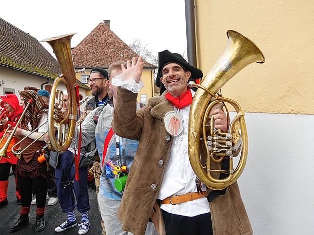Bild 3: Die besten Bilder vom Rathaussturm in Hilzingen