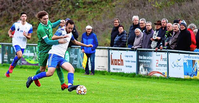 Bild 5: Die besten Bilder vom Bezirksliga-Derby im Mindlestal