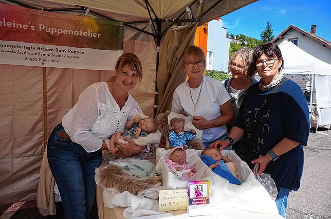 Bild 14: Buntes Markttreiben im Städtle – exklusive Bilder