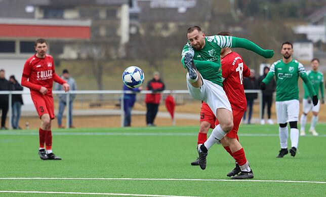 Bild 1: Unsere Bildergalerie vom Kreisliga-A-Spiel des TuS Blumberg gegen die SG St.Märgen/St. Peter