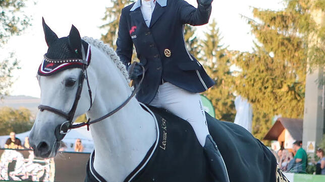 Leonie Krieg vom RuF Donaueschingen bekam das Goldenen Reitabzeichen.