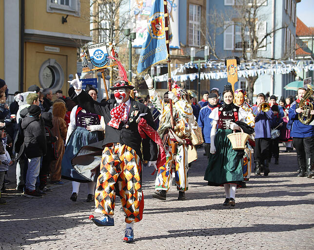19 Schulen und Kindergärten beteiligen sich Sonntag am Umzug durch die Stadt.