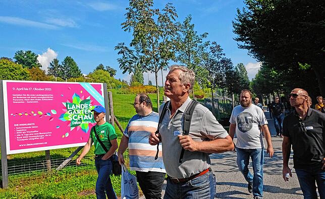 Bodenseegärtner zu sein, muss auch einen Vorteil haben. Die Vertreter des Verbands, der seine Tagung im Pfarrsaal abhielt, hatten das ...