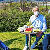 Andrea Kaiser, Fried Schüle und Beate Harmel (von links) freuen sich auf den ersten Termin in Frieda&lsquo;s Gartencafé. Einer der ...