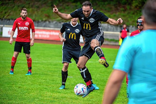 Bild 19: FC 08 Bad Säckingen rettet ein 1:1 im Derby gegen den FC Wallbach &ndash; und wir haben Bilder!