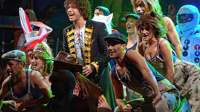Im Gloria-Theater in Bad Säckingen ist über die Feiertage Musicalzeit mit der Fantasy-Show Tommy Tailors Traumfabrik.