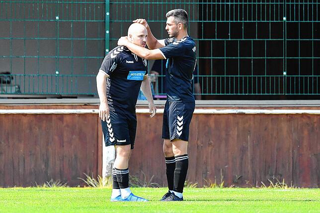 Bild 39: FC Erzingen verliert mit 2:4 bei Spitzenreiter VfR Hausen &ndash; und wir haben Bilder!