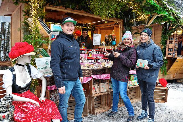 Bild 1: Besucheransturm auf dem Weihnachtsmarkt in der Ravennaschlucht