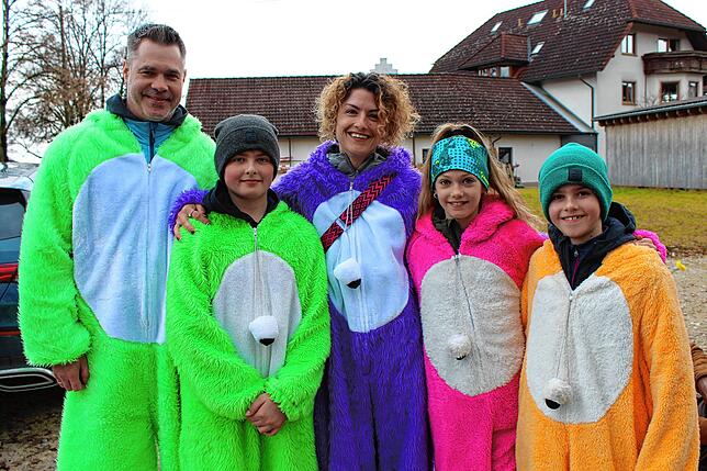 Bild 5: Umzug am Fastnachtssonntag in Hochemmingen: hier gibt´s die Bilder!