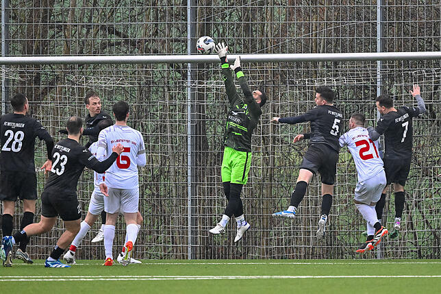 Bild 32: FC Wittlingen setzt sich mit 2:1 gegen den SV Jestetten durch – und wir haben Fotos!