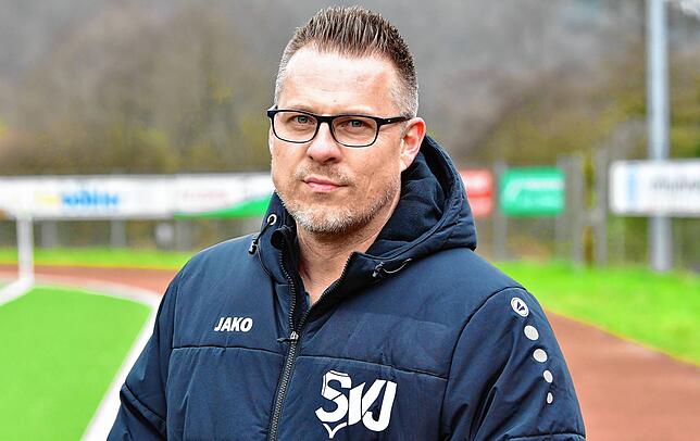 Trainer Marc Max: „Einzelne Spieler haben die nötige Einstellung vermissen lassen. Das ist der Grund für meinen Rücktritt beim SV ...