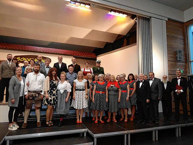 Bild 18: Die besten Bilder vom Jubiläumstheater „Kohlhiesels Töchter“