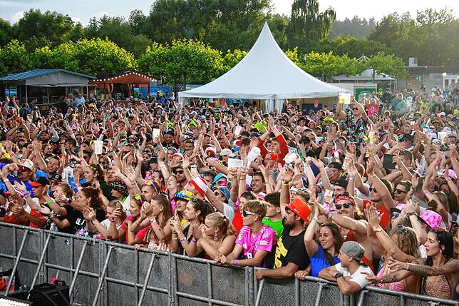 Bild 9: Gute Stimmung beim Summerty-Festival