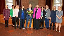 Hans-Michael Jung (Mitte) wurde in den Ruhestand verabschiedet. Mit im Bild (von links) das Team der Beratungsstelle: Christiane ...