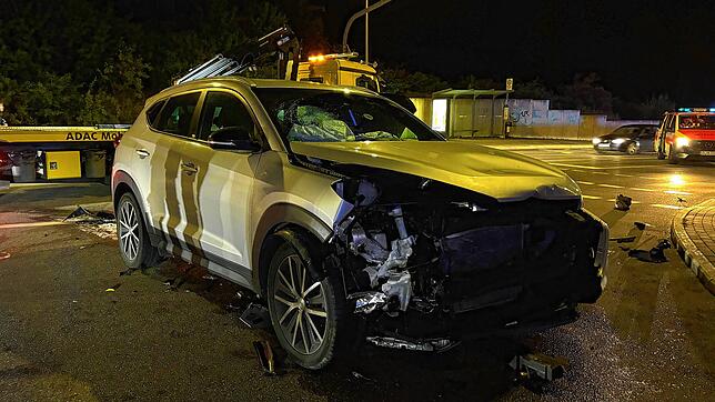 Stark beschädigt: der Hyundai.