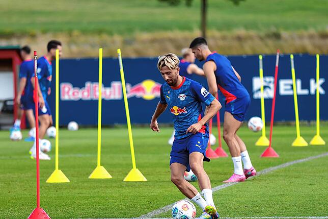 Bild 3: Erstes Training von RB Leipzig beim SV Aasen – wir haben Fotos!