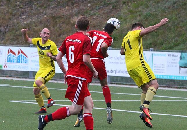 Bild 18: Bilder: FC Bergalingen zieht gegen SV Schwörstadt ins Pokal-Achtelfinale ein
