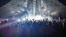 2024 feierten Schülerinnen und Schüler sowie weitere Gäste noch ausgelassen bei Rock am Segel – doch die Veranstaltung findet 2025 nicht ...