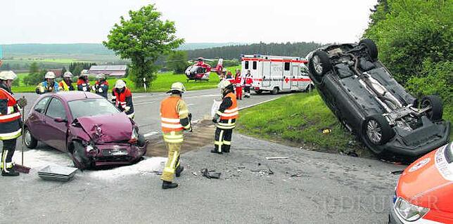 In der Vergangenheit krachte es an der Stumpenkreuzung öfters wie hier im Mai 2016. In jüngster Zeit kam es aber zu keinen größeren ...