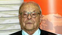 Erwin Lauterwasser ist im Alter von 93 Jahren verstorben.