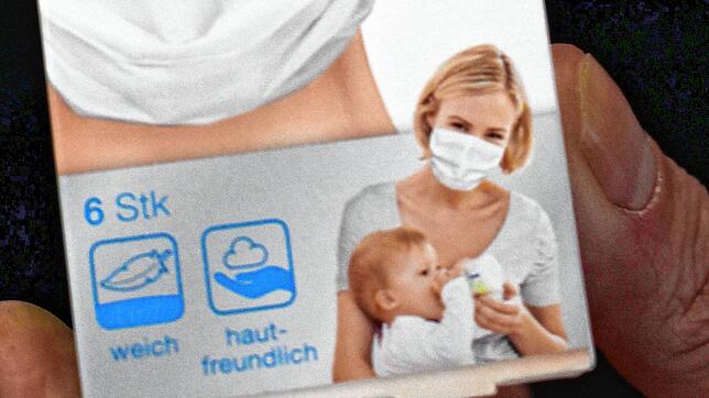 Begehrtes Teil: Die Nachfrage ist bereits enorm gestiegen, in der Hofapotheke ist der medizinische Mundschutz bereits ausverkauft.