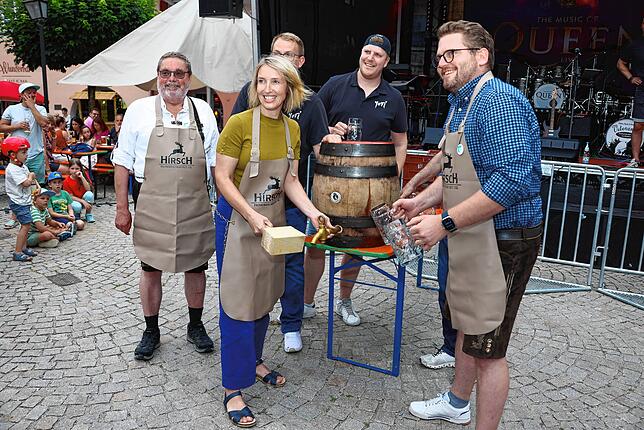 Bild 6: Bilder von der Festeröffnung des Schweizer Feiertags in Stockach