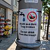 Ein Schild, das Schlimmeres verhindern soll – gesehen an einem Brunnen in der Niederen Straße in Villingen.