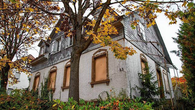 Dieses Haus in der Fürstenbergstraße steht leer. Es ist nur eine Station auf der Radtour durch Konstanz, bei der Herbert Weber dem ...