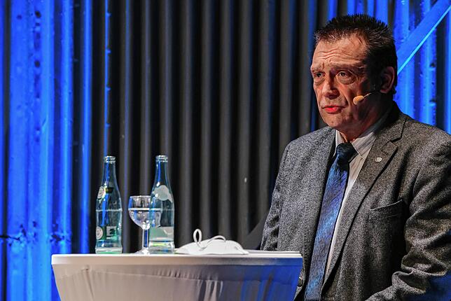 Bernhard Eisenhut steht für die AfD. Der Weg soll ihn nach Stuttgart führen.