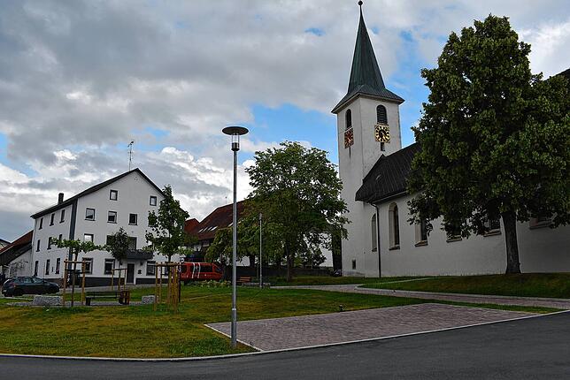 Bild 1: Bilder von der Rathausplatzeinweihung