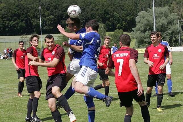 Bild 30: Dramatisches 2:1 gegen SV Berau: FC Hochrhein ist Meister &ndash; wir haben die Bilder!