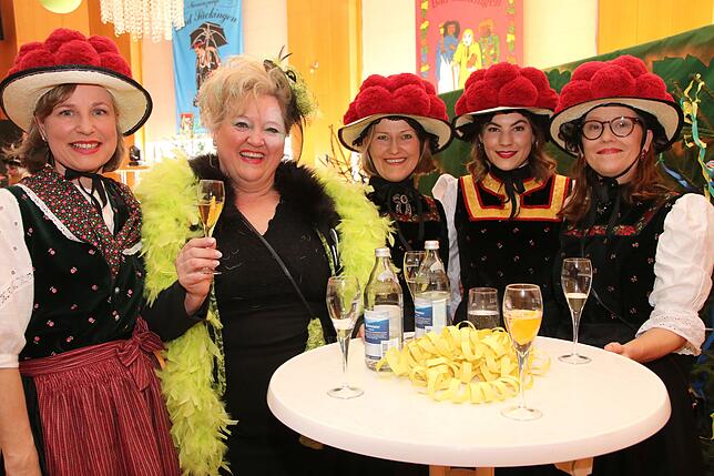 Bild 1: Bilder von der Wiiberfasnacht in Bad Säckingen