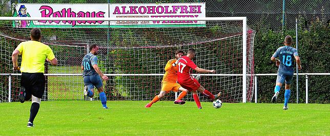 Bild 11: FC Wallbach feiert 1:0-Auftaktsieg gegen den SV Jestetten &ndash; und wir haben Bilder!