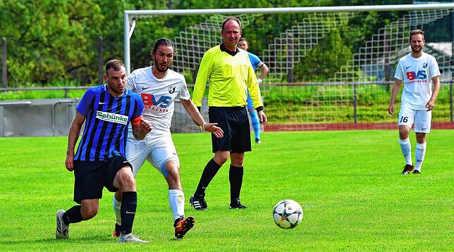 Bild 8: Hier gibt es die Bilder vom 4:1-Sieg des FC Erzingen bei der SG FC Wehr-Brennet