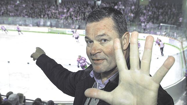 Nach den Heimspielen der Wild Wings analysiert Eishockey-Experte Matthias Hoppe auf SÜDKURIER-Online die Auftritte der Schwenninger ...