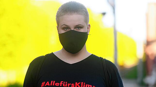 Elgin Raupachs Großeltern zählten zur Hochrisikogruppe, ebenso ihr Vater. Da sei das eine Selbstverständlichkeit, Maske zu tragen. ...