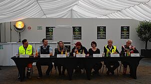 Bei der Abschluss-Pressekonferenz vom Southside Festival 2024 (von links): Sven Lederle von den Johannitern, Polizei-Einsatzleiter ...
