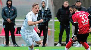 Am Samstag kommt es unter anderem zum direkten Duell um die Meisterschaft in der Kreisliga B, Staffel1, wenn die SG Triberg/Nußbach mit ...