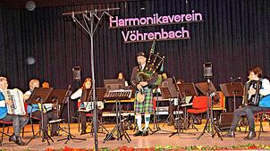 Ein Höhepunkt im Jahreskonzert des Harmonikavereins Vöhrenbach ist die Dudelsack-Hymne „Highland Cathedral“ mit dem Solisten Markus ...