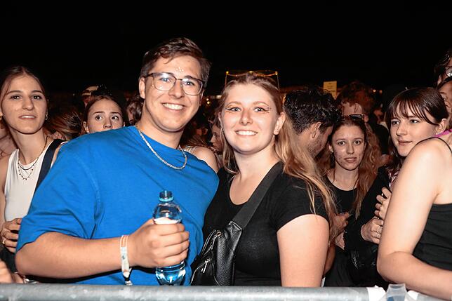 Bild 24: Campus Festival 2024 - Bilder von Juli, Juju und ihren Fans