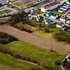 In diesem Bereich entsteht das Neubaugebiet Kapellenäcker. Hinten ist die Ludwigshafener Straße (B&nbsp;31-alt) zu sehen. Das Foto ...