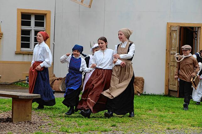 Bild 26: Freilichttheater Riedern am Wald kann starten