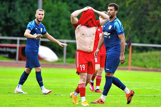 Bild 11: VfB Waldshut spielt 1:1 beim FSV RW Stegen &ndash; und wir haben Bilder!